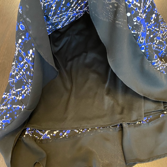 🔥$0 Bargain Bin🔥Skirt - Picture 3 of 10